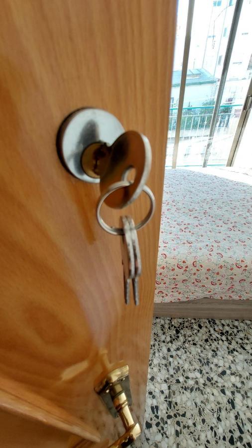 Central Accommodation Alicante Ngoại thất bức ảnh