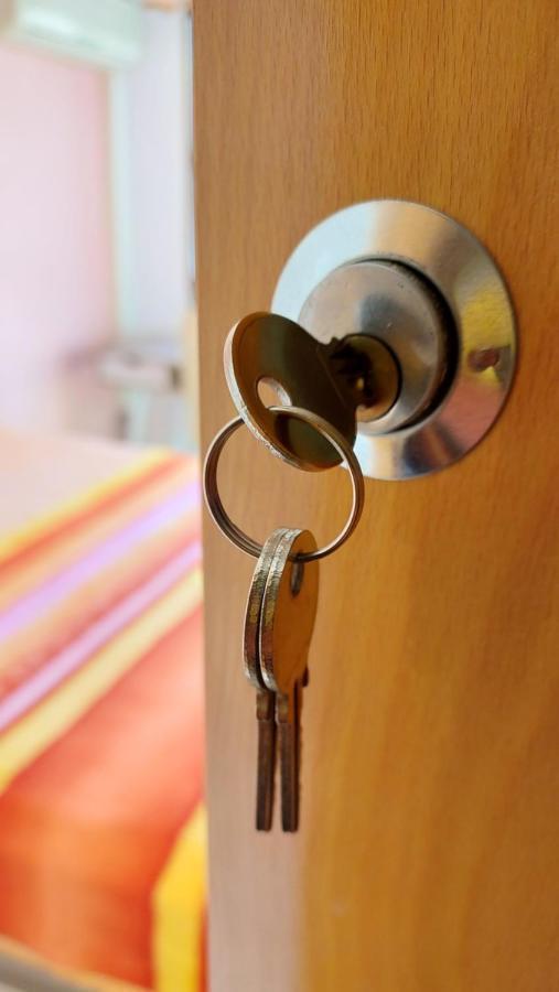 Central Accommodation Alicante Ngoại thất bức ảnh